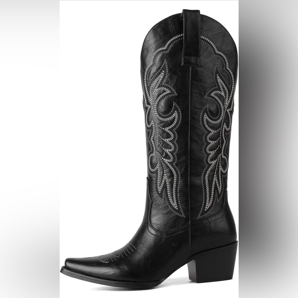 Women's Cowboy Boots - Picture 2 of 6